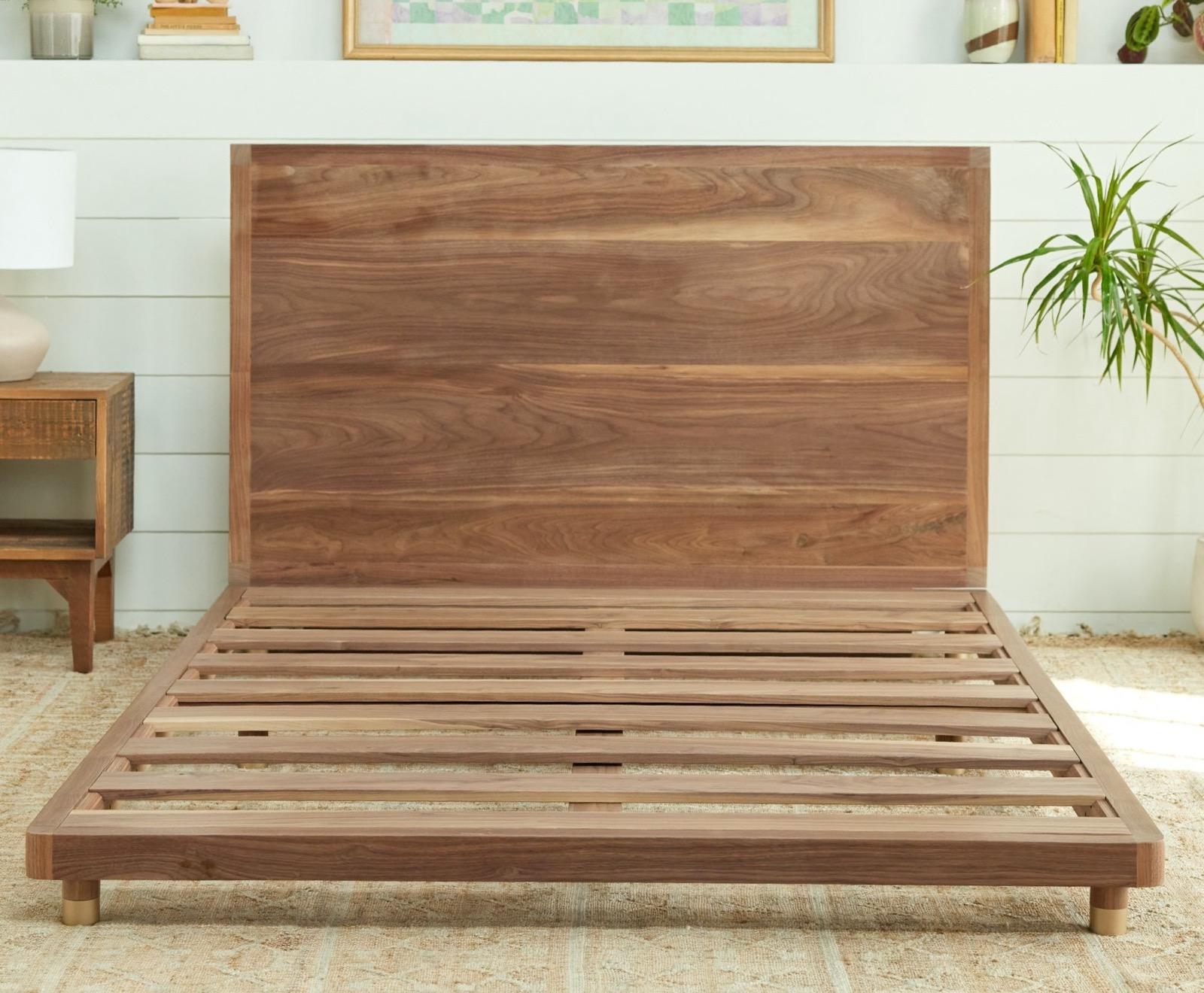 Malibu with headboard